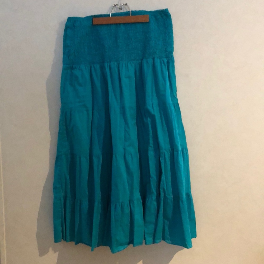 100% Cotton, Tiered and Lined Skirt